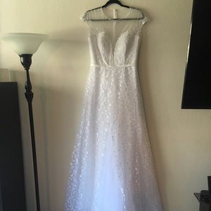 White wedding Dress with train